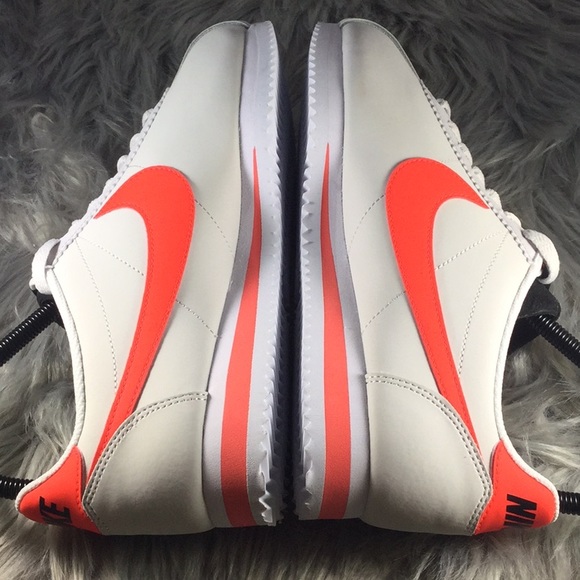 New Classic Cortez Leather - Picture 5 of 7